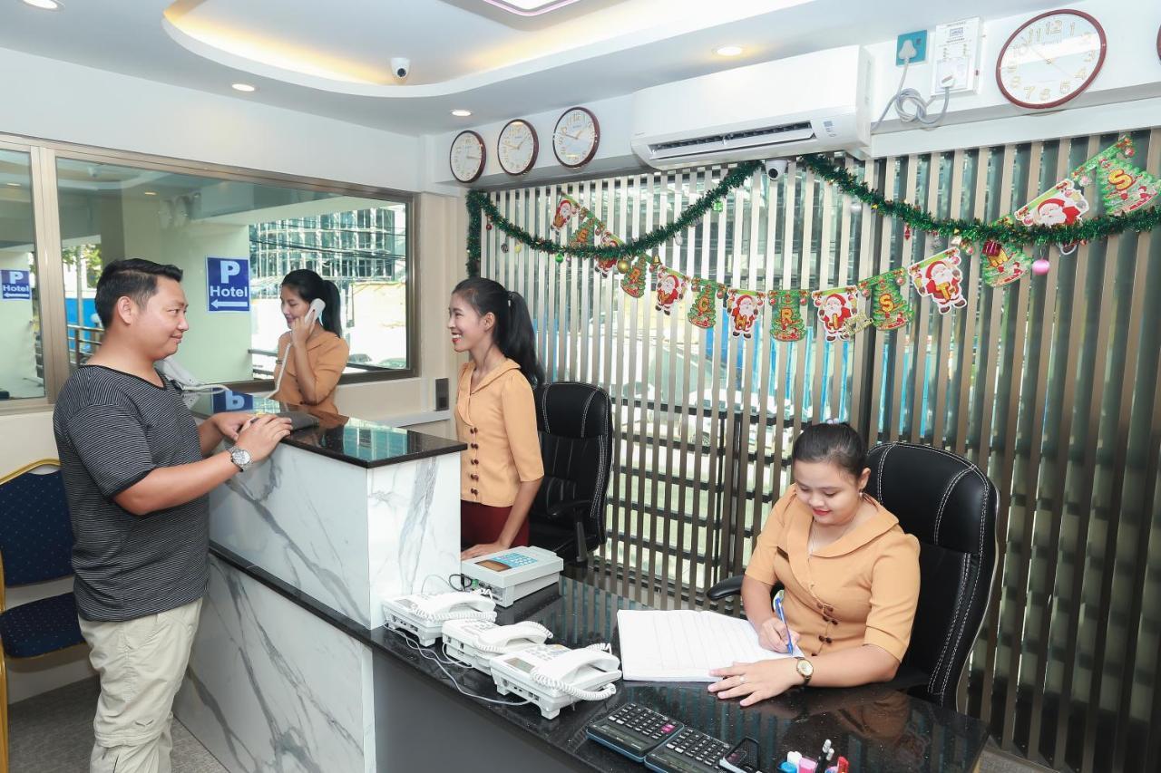 Hotel Rose Hill Yangon Exterior photo